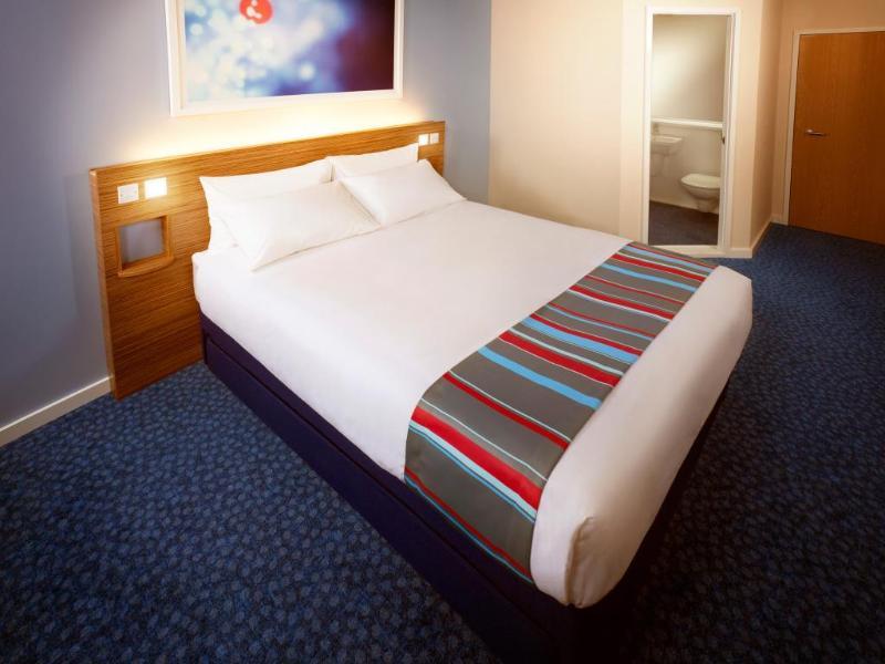 Travelodge Liverpool Stonedale Park Exteriör bild